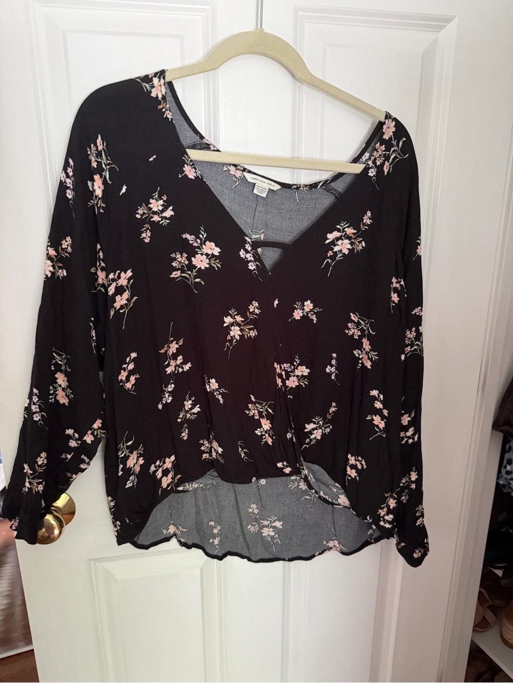 American Eagle Outfitters Black Floral V-Neck